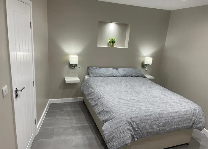 One Bedroom Apartment