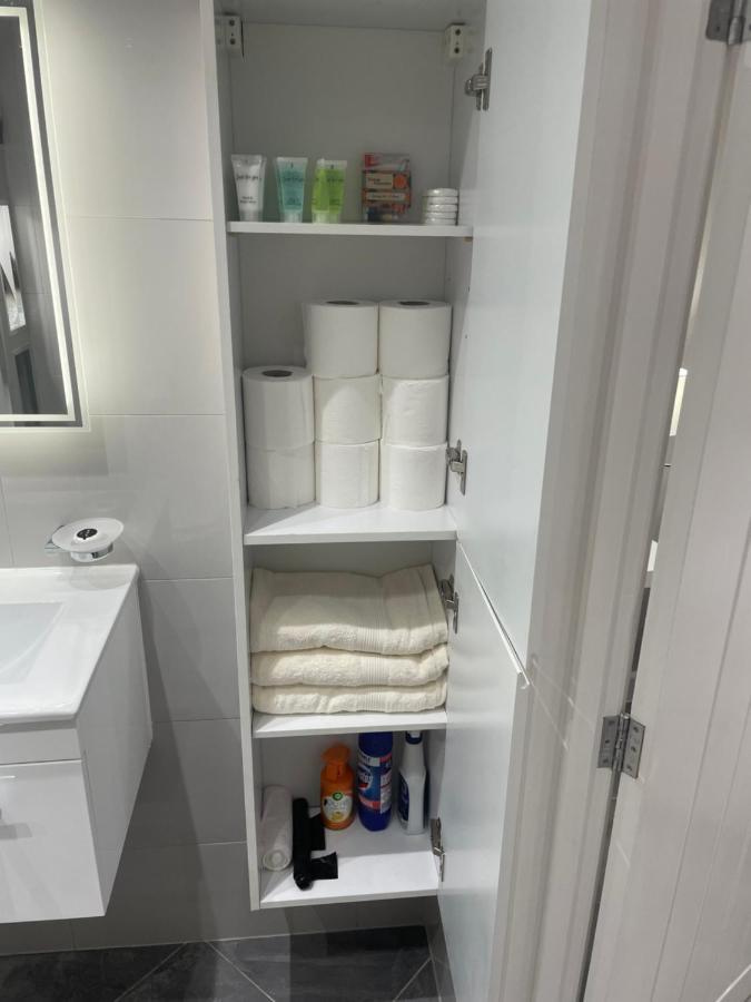 One Bedroom Apartment Goodmayes