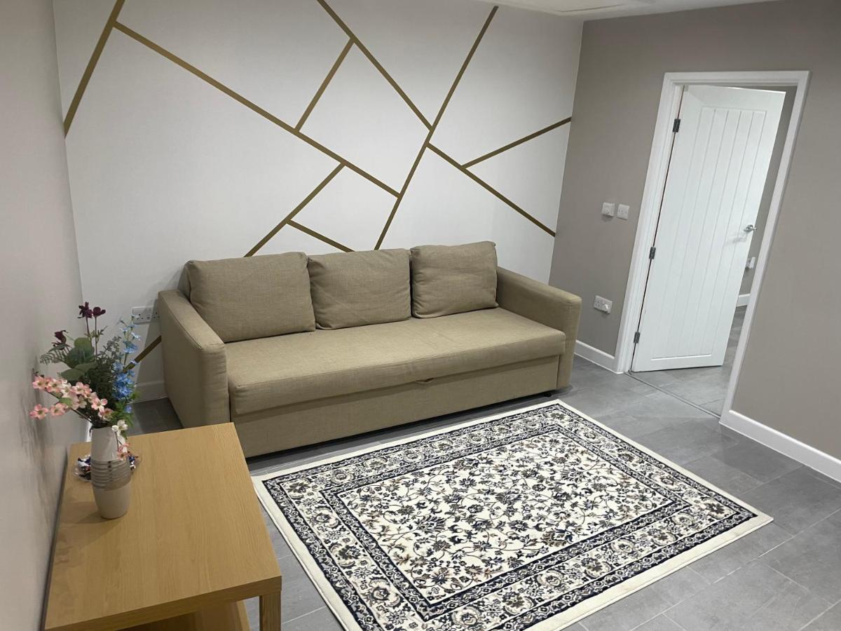 One Bedroom Apartment